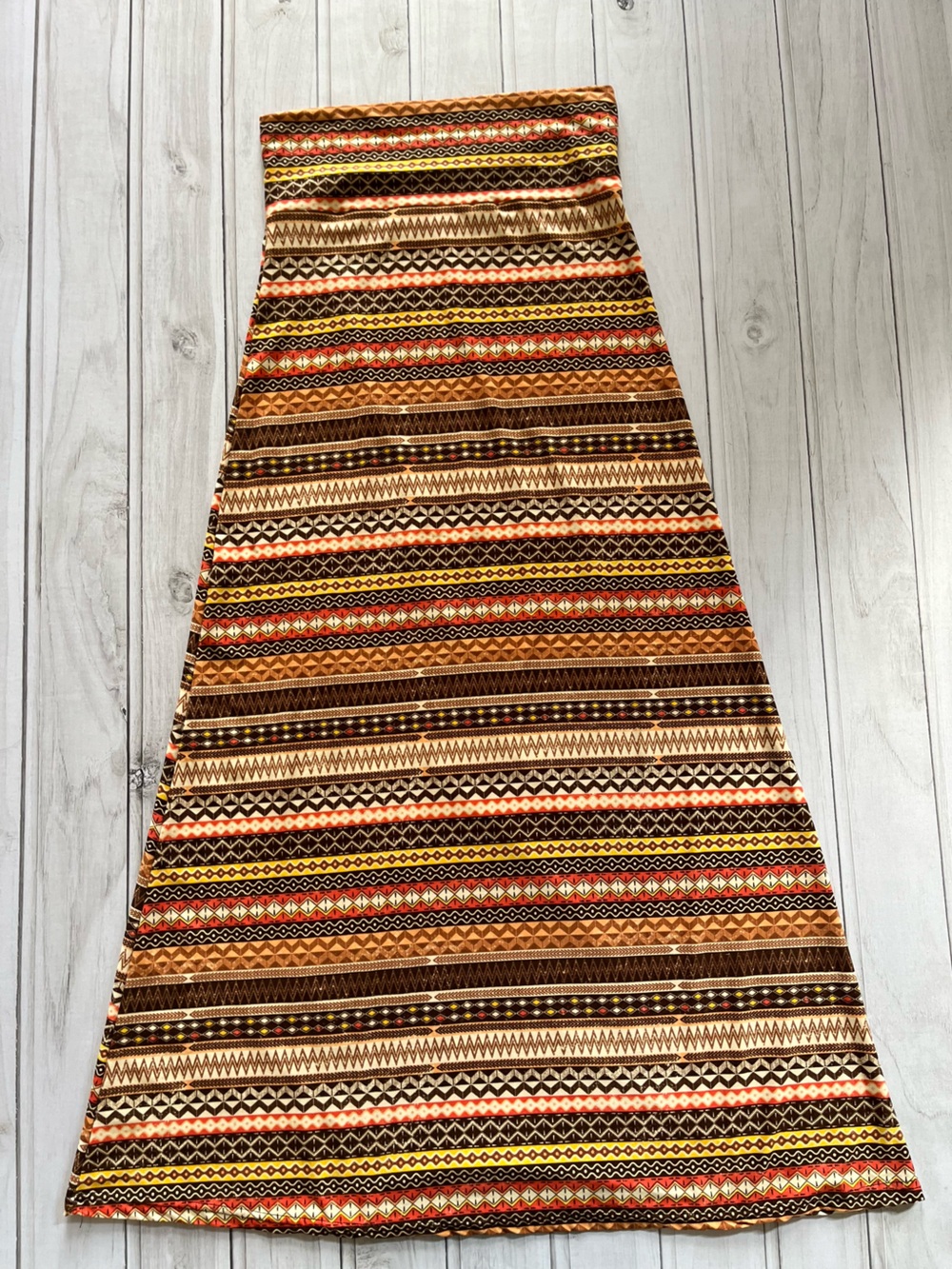 Women’s Hot Kiss brown orange tan pattern pull on maxi skirt. Small/medium - Picture 11 of 14